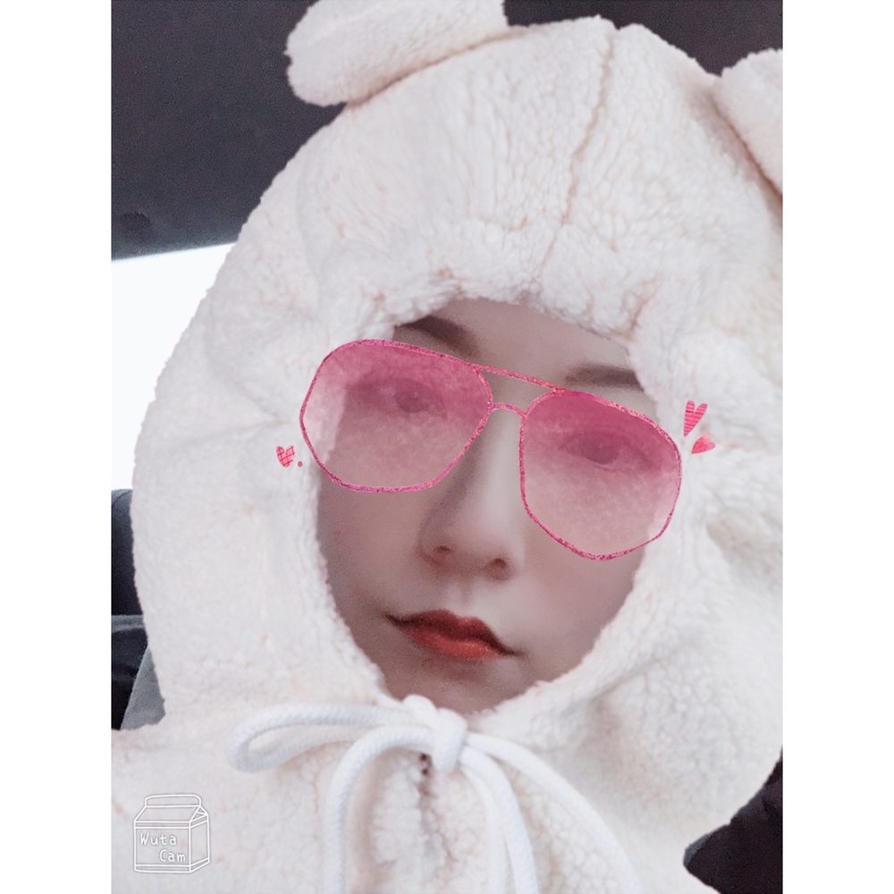 Meet your Posher, Sabrina